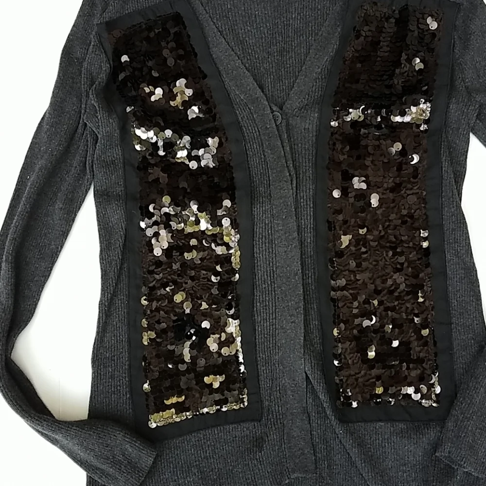 Simply Vera Wang dark grey sweater sequin front M